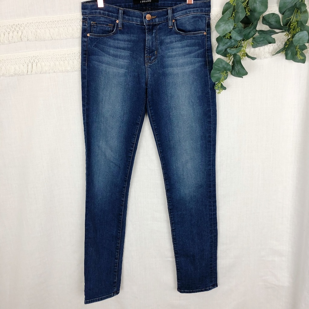 J Brand | Skinny Leg Jeans in New Dawn | Size 27